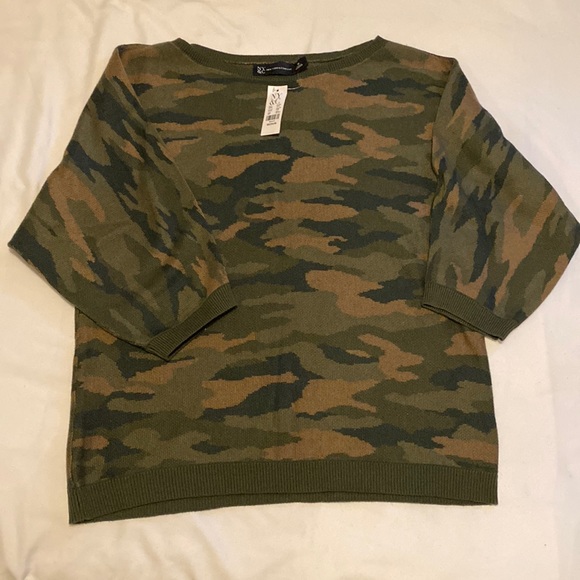 NY&Co Camo Sweater - Picture 2 of 7